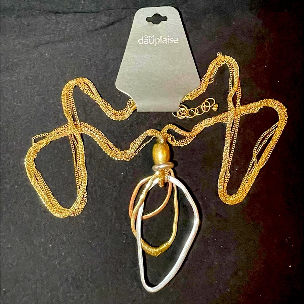 234 - Carol Dauplaise 30” Necklace